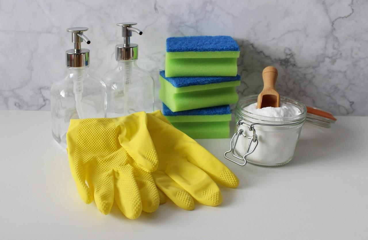 natural cleaning hacks